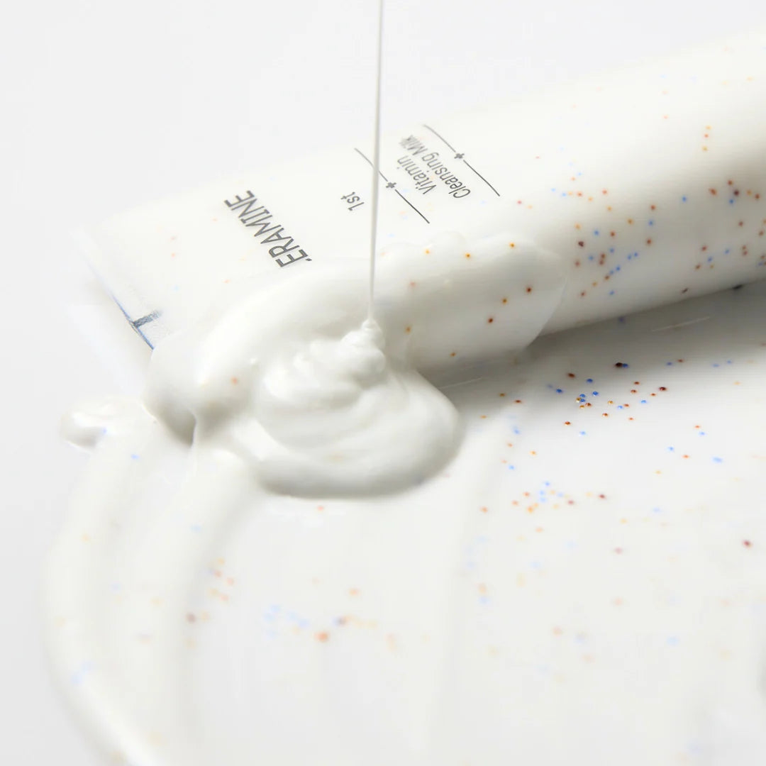 Vitamin Cleansing Milk (100gr)