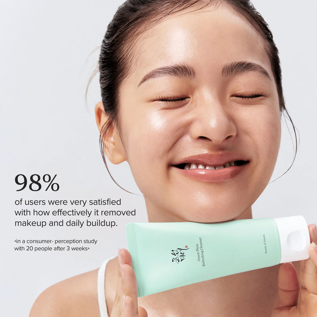 Green Plum Refreshing Cleanser (100ml)